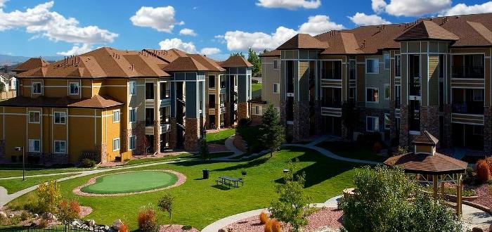 Investors See Effects of a Peaked Multifamily Market - Blog Image